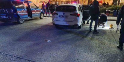 Dinlenme tesisinde 5 gündür park halinde olan otomobilden ceset çıktı