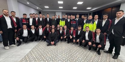 Bilecik’te jandarma 30 genç için toplu asker eğlencesi düzenledi