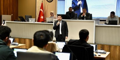 Yeşilyurt Genç Meclis’in yeni başkanı Yusuf Salih Tatar oldu