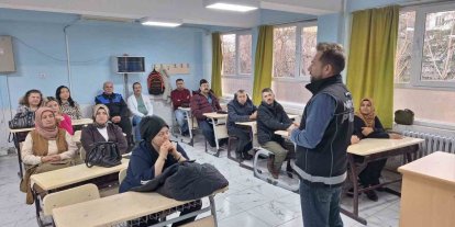 Polisten lise öğrencilerine yönelik denetim