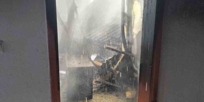 Çaldıran’da ev yangını