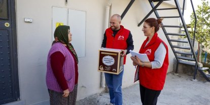 Mersin’de 13 ilçede 120 bin Ramazan kolisi dağıtılıyor