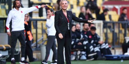 Necla Güngör Kıragası: "B Ligi’nde artık tecrübeliyiz, şimdi daha iyisini yapmak istiyoruz"