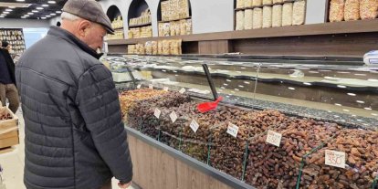 Ramazan’ın vazgeçilmezi hurmaya yoğun ilgi