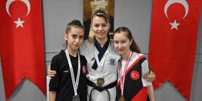 Namağlup taekwondocu 20’nci, öğrencileri de ilk şampiyonluğunu kazandı