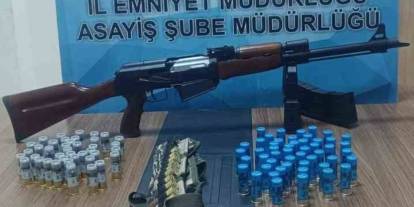 Kars’ta silah ve mühimmat ele geçirildi