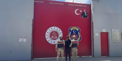 Jandarma, 25 yıl hapis cezası bulunan şahsı yakaladı