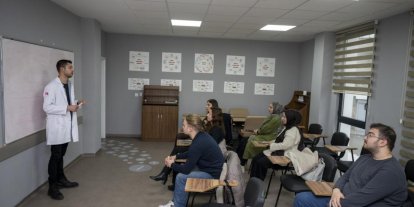 Mersin’de MERCEK kurslarıyla turizm sektörüne nitelikli personel yetiştiriliyor