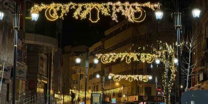 Karabük’te ışıklandırmalarla Ramazan heyecanı başladı