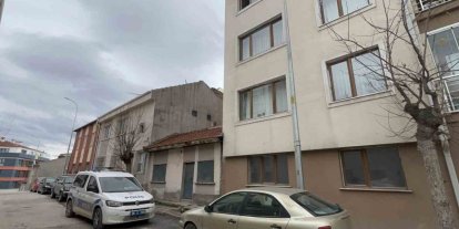 Yüksekten düşüp ağır yaralanan çocuk komada