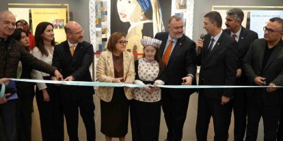 Hollanda ile Türkiye arasındaki 400 yıllık bağ Gaziantep’te sergileniyor