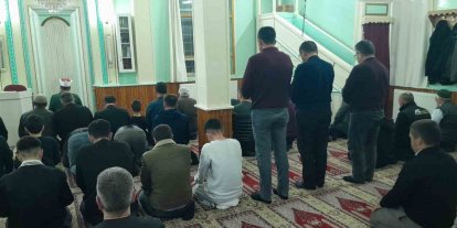 Karapınar’da ilk teravih namazı kılındı