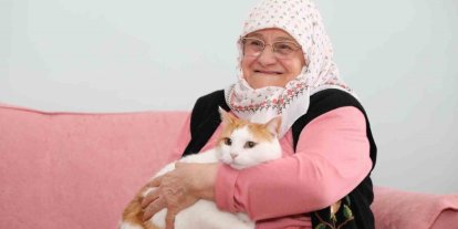 81’lik Sevim nine unutulmadı