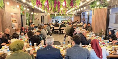 Çermik Kaymakamı Karataş, ilk iftar sofrasında şehit aileleri ile buluştu