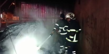 Mardin’de otomobilde çıkan yangın söndürüldü