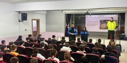 Bilecik’te öğrencilere trafik kuralları ve akran zorbalığı eğitimi