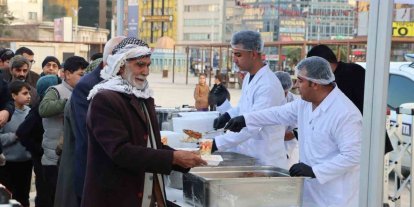 Şanlıurfa’da iftar çadırında ilk oruçlar açıldı