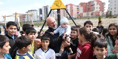 Başkan Çolakbayrakdar: "Daha yeşil bir çevre, huzurlu bir yaşam inşa ediyoruz"