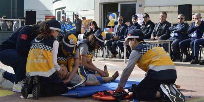 Aksu’da öğrenciler ‘Sağlık Elçisi’ belgelerini aldı