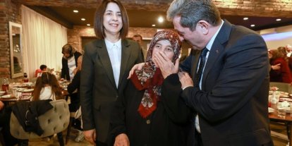 Vali Tavlı: "Ne yaparsak yapalım aziz şehitlerimize şükran borcumuzu layıkıyla ödeyemeyiz"