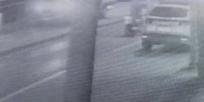 İki motosiklet böyle çarpıştı… 1’i hamile 2 yaralı