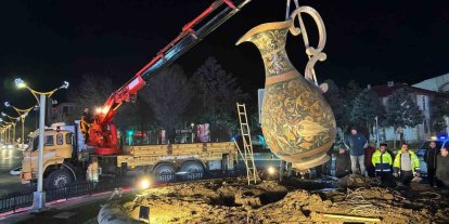 Bakır sürahi geçici olarak yerinden kaldırıldı