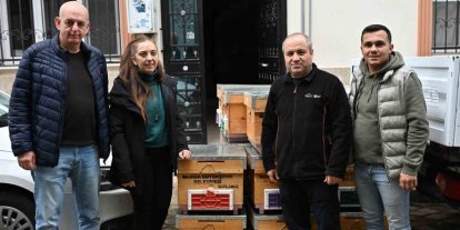 Manisa Büyükşehir’den sel mağduru arıcıya kovan desteği