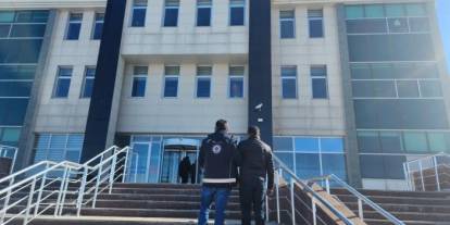 Kars’ta göçmen kaçakçılığı operasyonu: 1 tutuklama