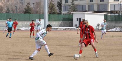 Kars 36 Spor: 2 Doğubayazıt Spor: 1