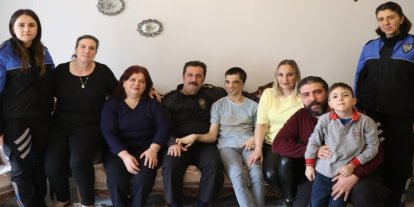 Kütahya İl Emniyet Müdürlüğü’nden özel ihtiyaçlı bireye anlamlı ziyaret