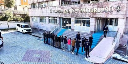 Göçmen kaçakçılığı şüphelisi 3 kişi savcılığa sevk edildi