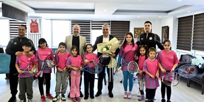 Minik raketler turnuva yolunda