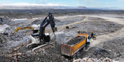 Başkan Çolakbayrakdar: "Kayseri’de tek, Türkiye’de sayılı agrega tesisimizle yeni rekora hazırlanıyoruz"