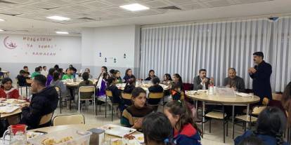 Kaymakam Muhammed Burak Akköz, YBO Öğrencileriyle İftar Sofrasında Buluştu