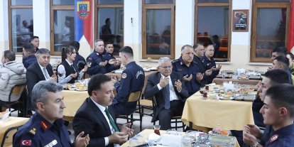 Başkan Büyükkılıç, kahraman jandarmalarla iftar sofrasında buluştu