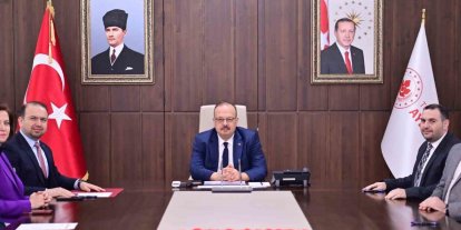 Aydın’da ambulans ve istasyon binası bağışı