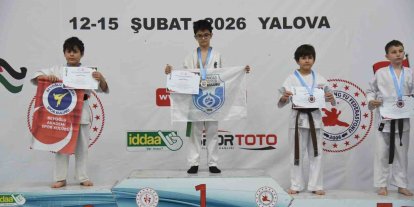 Sultangazili sporculardan altın başarı, bir turnuva 5 birincilik