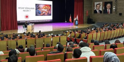 Erzincan’da siber suçlara karşı bilgilendirme paneli düzenlendi