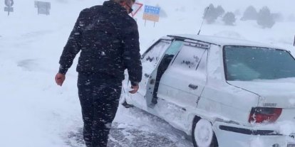 Tomarza - Arslantaş ile Tufanbeyli - Ayvat yolu ulaşıma kapandı
