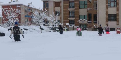 Erzincan’da eğitime kar engeli! Okullar 1 gün daha tatil