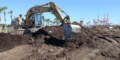 Mersin’de yağıştan etkilenen bölgelerde onarım çalışması sürüyor