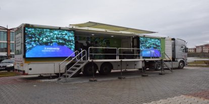 Kastamonu Üniversitesi’nde "çevre tırı" öğrencilerle buluştu