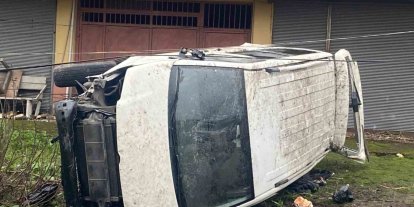 Zonguldak’ta minibüs devrildi, 4 yaralı