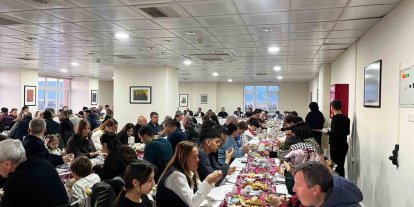 Burhaniye’de akademik ve idari personel iftarda buluştu