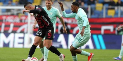 Trendyol Süper Lig: Gençlerbirliği: 0 - Kayserispor: 0 (İlk yarı)