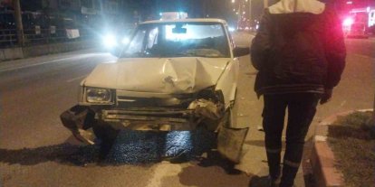 Tavşanlı’da otomobiller çarpıştı: 2 yaralı