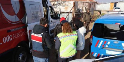 Jandarmadan düzensiz göç uygulaması