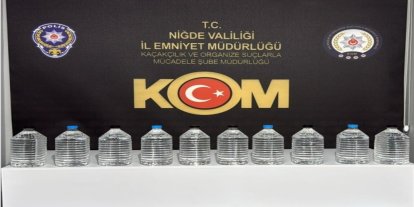 Niğde’de kaçak tütün ve alkol operasyonu: 2 şüpheli yakalandı