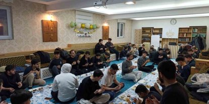 Emirdağ’da üniversiteli öğrencileri iftar programında buluştular