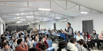 Denizli’de 890 öğrenci ve öğretmene siber güvenlik eğitimi verildi